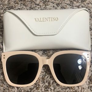 Valentino women sunglasses